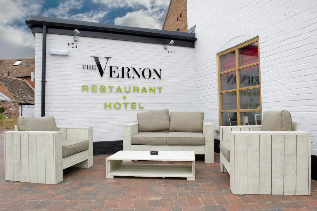 The Vernon Droitwich Oda fotoğraf